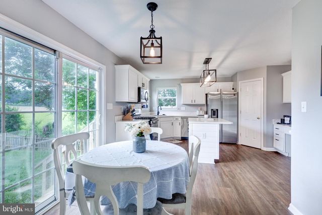 2951 ABBEY DR, Manchester, MD 21102