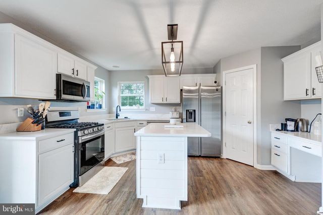 2951 ABBEY DR, Manchester, MD 21102
