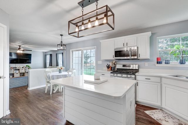 2951 ABBEY DR, Manchester, MD 21102