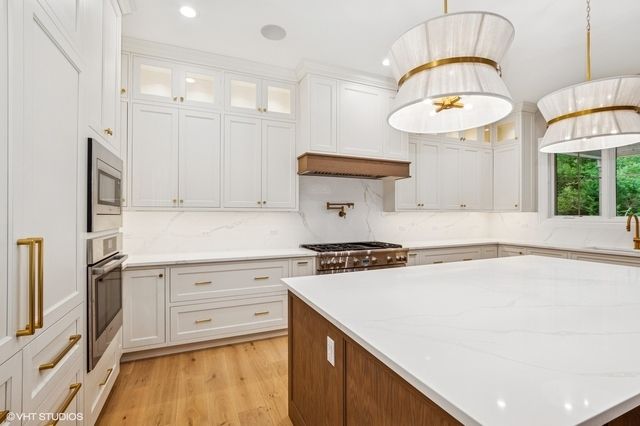 10940 German Church Road, La Grange, IL 60525