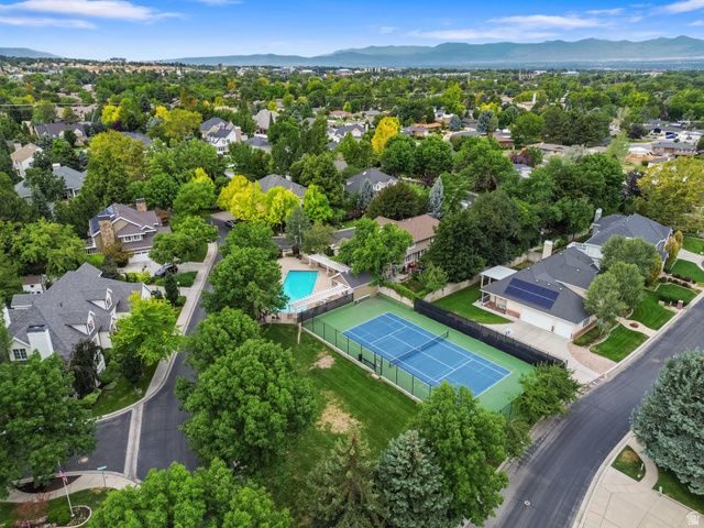 6183 S HAVEN MOOR CIR, Murray, UT 84121