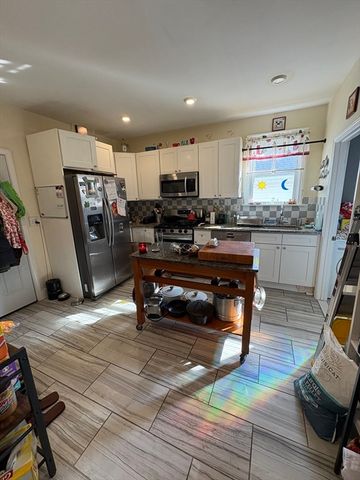 211 Elm, Everett, MA 02149