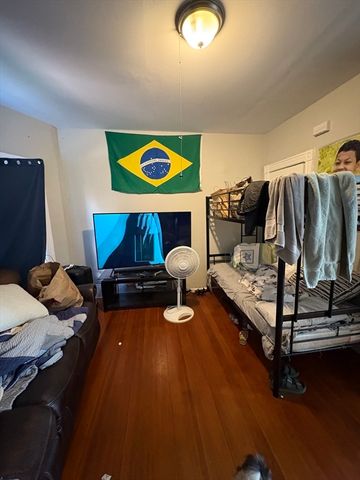 211 Elm, Everett, MA 02149