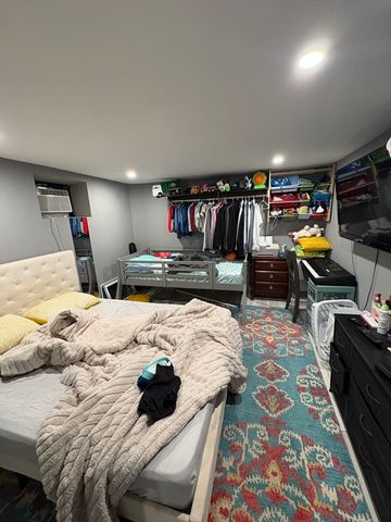 211 Elm, Everett, MA 02149