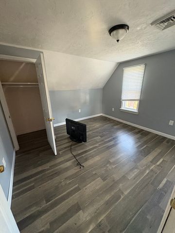 211 Elm, Everett, MA 02149