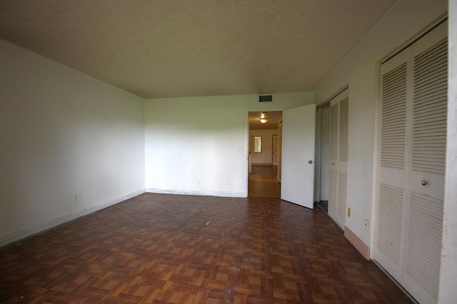 1509 Meadows Circle W, Boynton Beach, FL 33436