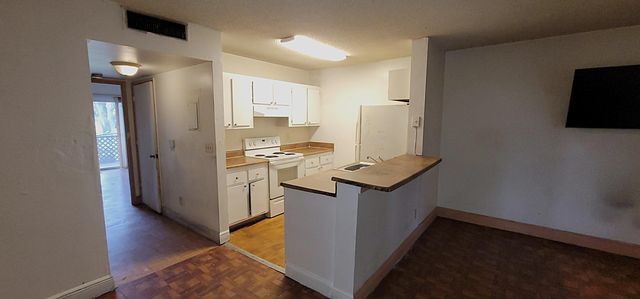 1509 Meadows Circle W, Boynton Beach, FL 33436