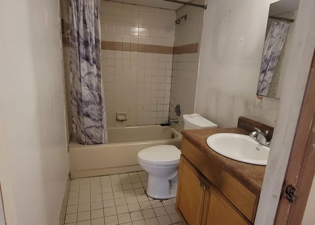 1509 Meadows Circle W, Boynton Beach, FL 33436