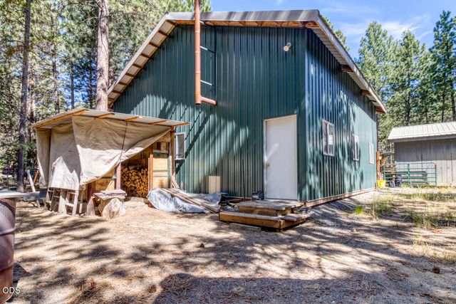 15869 Burlwood Lane, La Pine, OR 97739