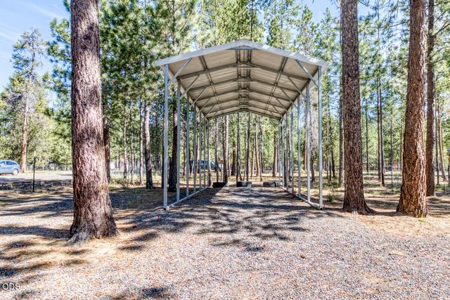 15869 Burlwood Lane, La Pine, OR 97739