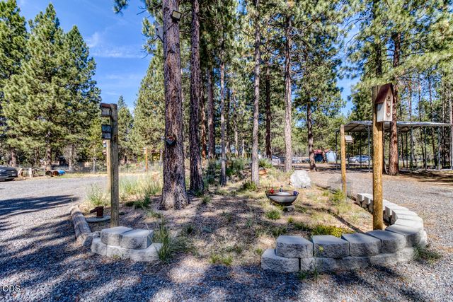 15869 Burlwood Lane, La Pine, OR 97739