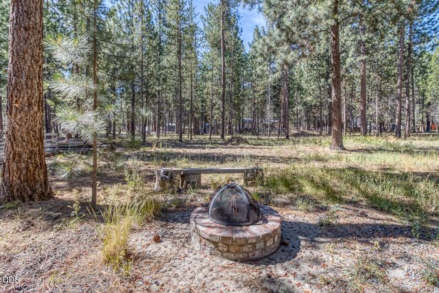 15869 Burlwood Lane, La Pine, OR 97739