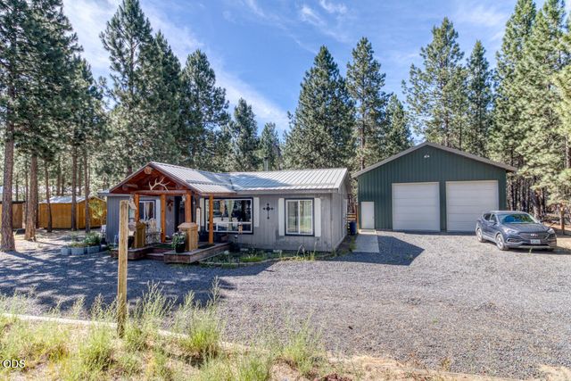 15869 Burlwood Lane, La Pine, OR 97739