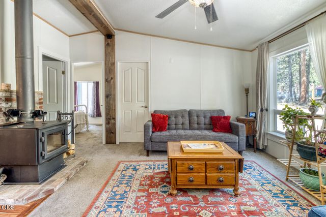 15869 Burlwood Lane, La Pine, OR 97739