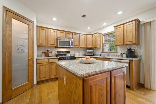 11230 Sandpiper Street, Demotte, IN 46310