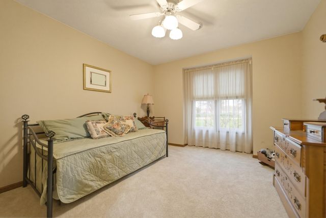 11230 Sandpiper Street, Demotte, IN 46310