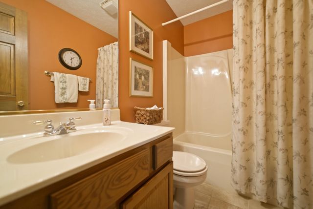 11230 Sandpiper Street, Demotte, IN 46310