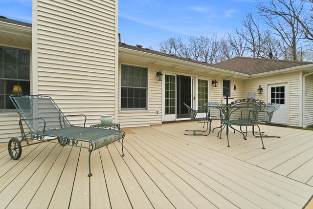 11230 Sandpiper Street, Demotte, IN 46310