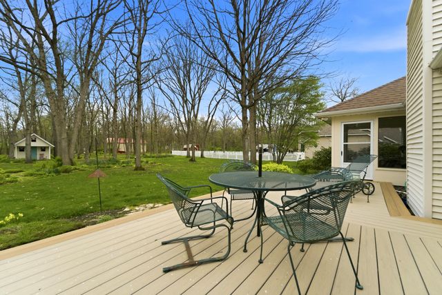 11230 Sandpiper Street, Demotte, IN 46310