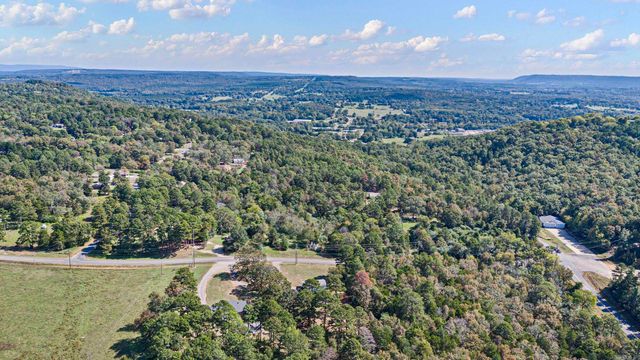 108 Quail Hollow Road, Dover, AR 72837
