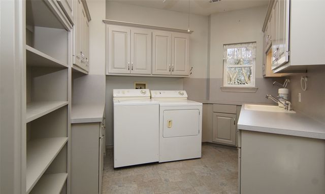 497 Private Road 5975, Yantis, TX 75497