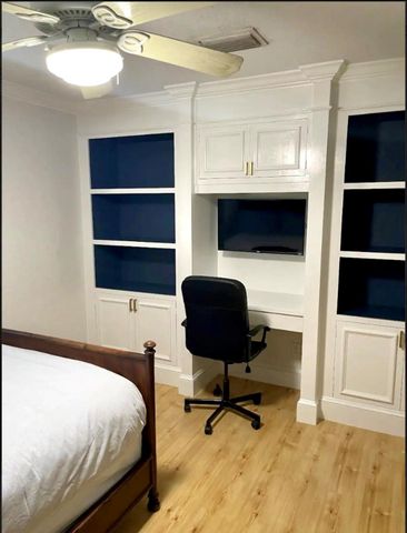 2725 SE 2nd Court, Pompano Beach, FL 33062