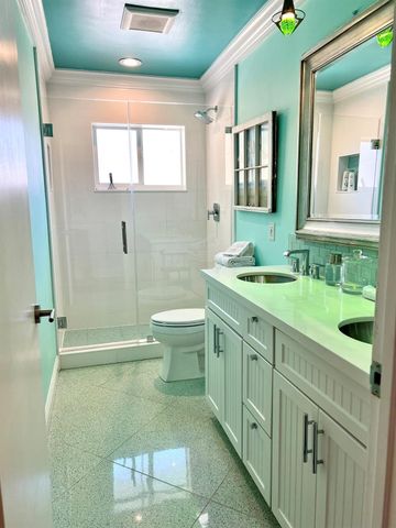 2725 SE 2nd Court, Pompano Beach, FL 33062