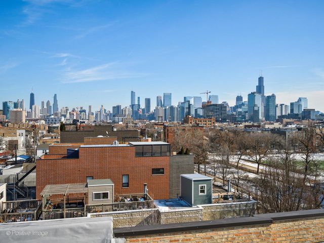 1502 W OHIO Street 1F, Chicago, IL 60622