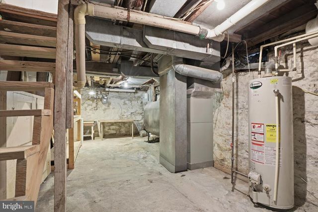 127 N RAILROAD ST, Annville, PA 17003