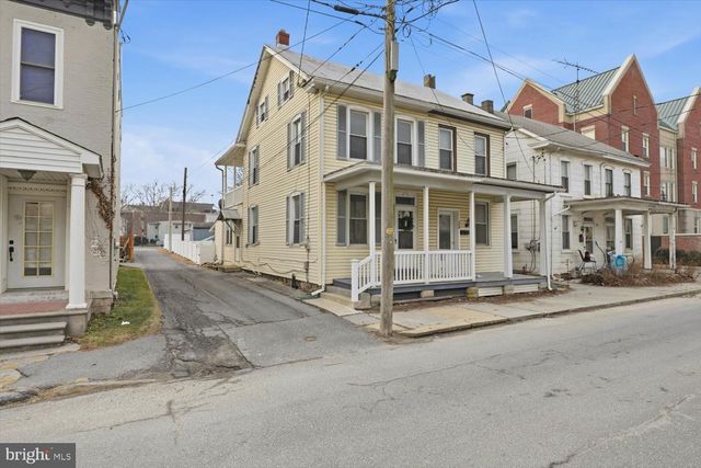 127 N RAILROAD ST, Annville, PA 17003