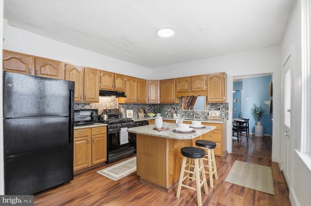 127 N RAILROAD ST, Annville, PA 17003