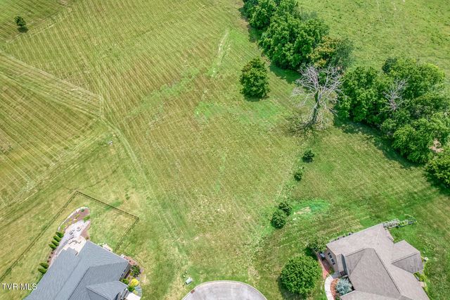 1300 Little Shadden Way, Johnson City, TN 37615