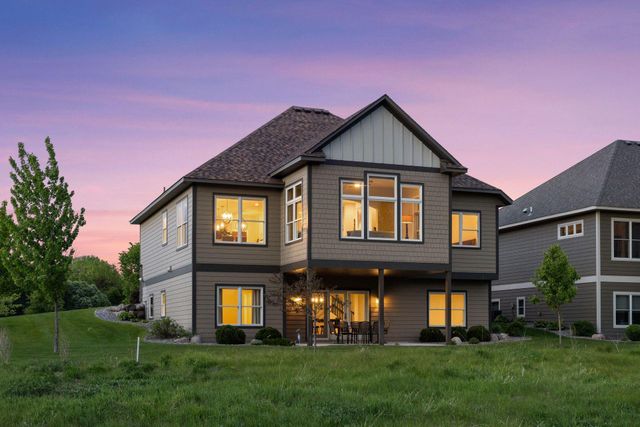 1984 Annika Drive N, Lake Elmo, MN 55042