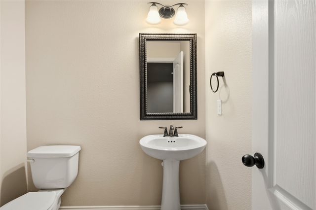 1004 Edgefield Lane, Forney, TX 75126