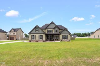6227 Shannon Woods Way, Hope Mills, NC 28348