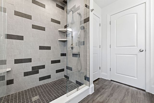 21 Fieldstone Ln, Billerica, MA 01862