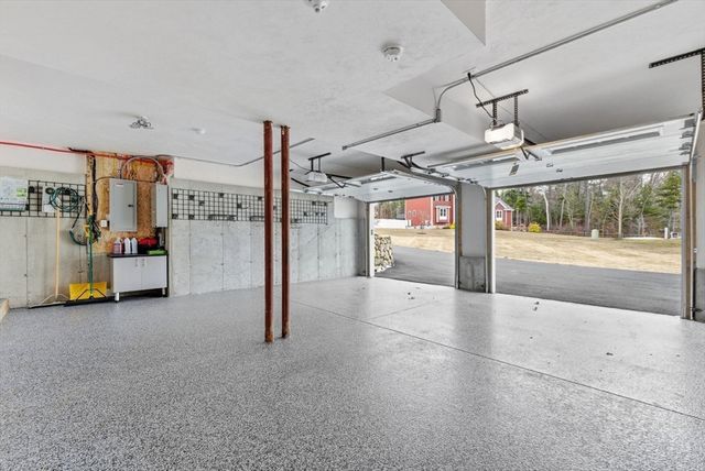 21 Fieldstone Ln, Billerica, MA 01862