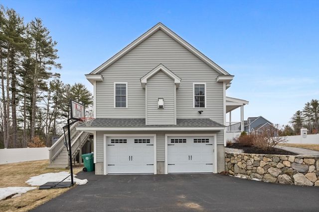 21 Fieldstone Ln, Billerica, MA 01862