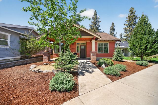 1517 NW Mt Washington Drive, Bend, OR 97703