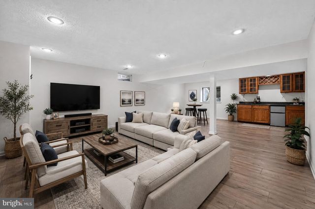 2089 LOWER CT, Crofton, MD 21114