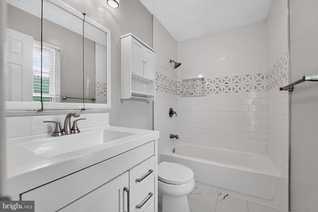 2089 LOWER CT, Crofton, MD 21114