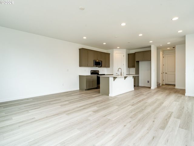 814 Nw 178TH Way, Ridgefield, WA 98642
