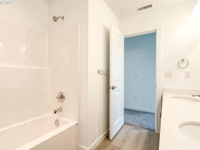 814 Nw 178TH Way, Ridgefield, WA 98642