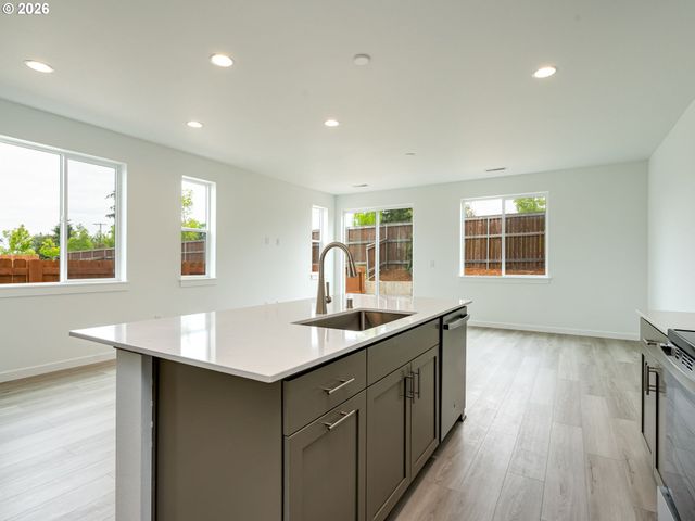 814 Nw 178TH Way, Ridgefield, WA 98642