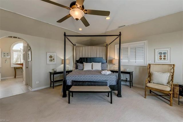 2912 Sandfiddler RD, Virginia Beach, VA 23456