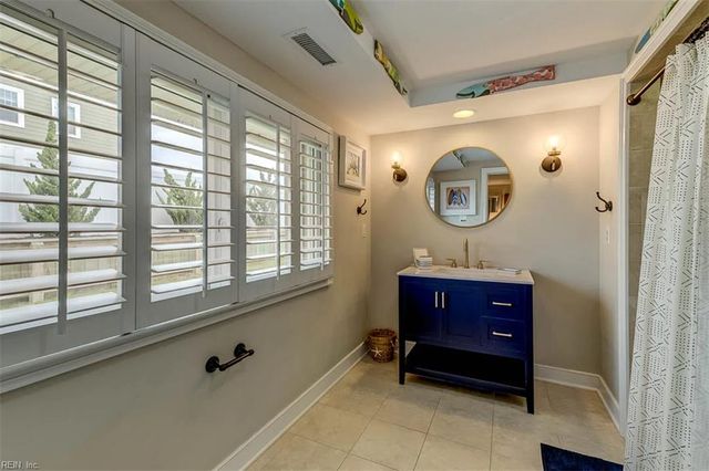 2912 Sandfiddler RD, Virginia Beach, VA 23456