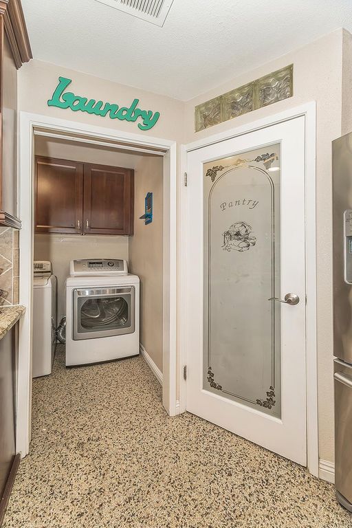 Image 22 of property listing at 5644 N Hazel Avenue, Fresno, CA 93711