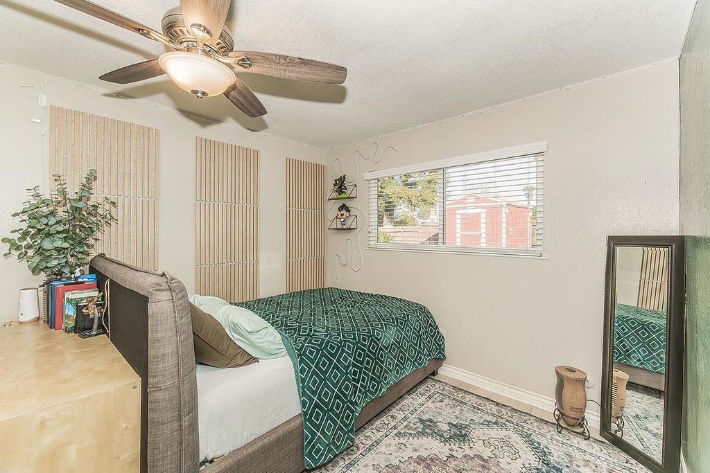 Image 39 of property listing at 5644 N Hazel Avenue, Fresno, CA 93711