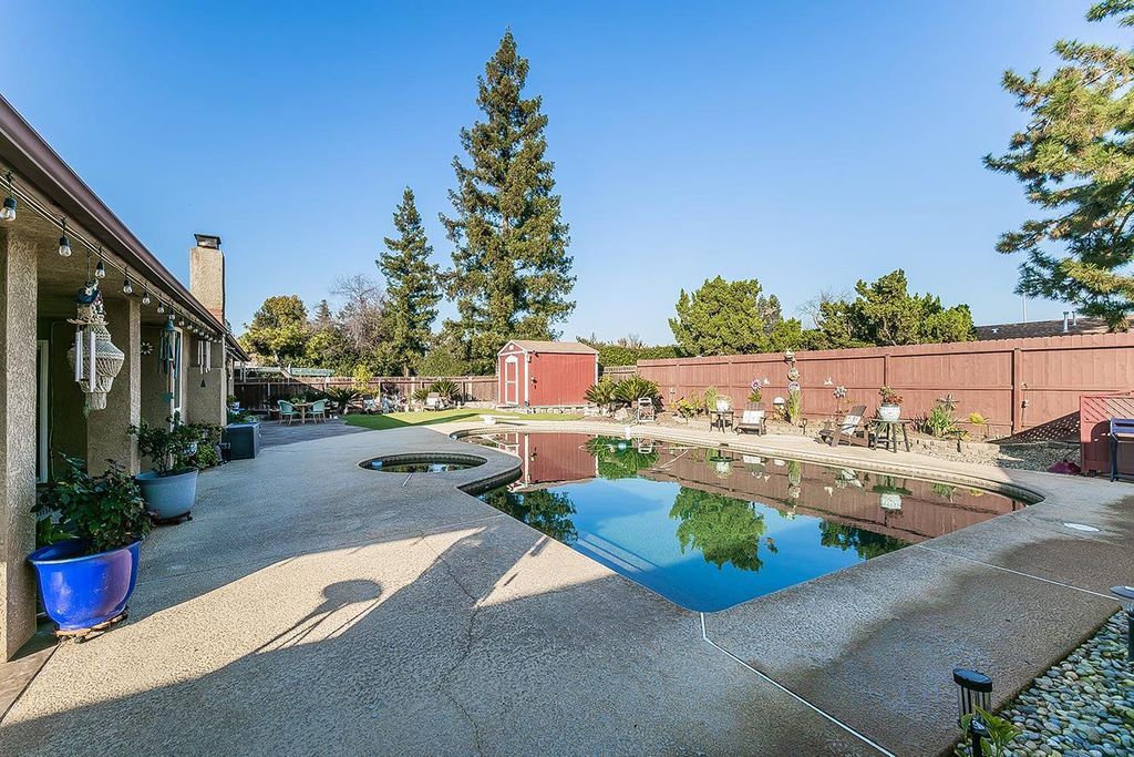 Image 45 of property listing at 5644 N Hazel Avenue, Fresno, CA 93711