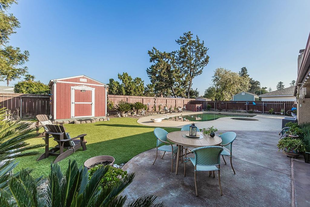 Image 52 of property listing at 5644 N Hazel Avenue, Fresno, CA 93711